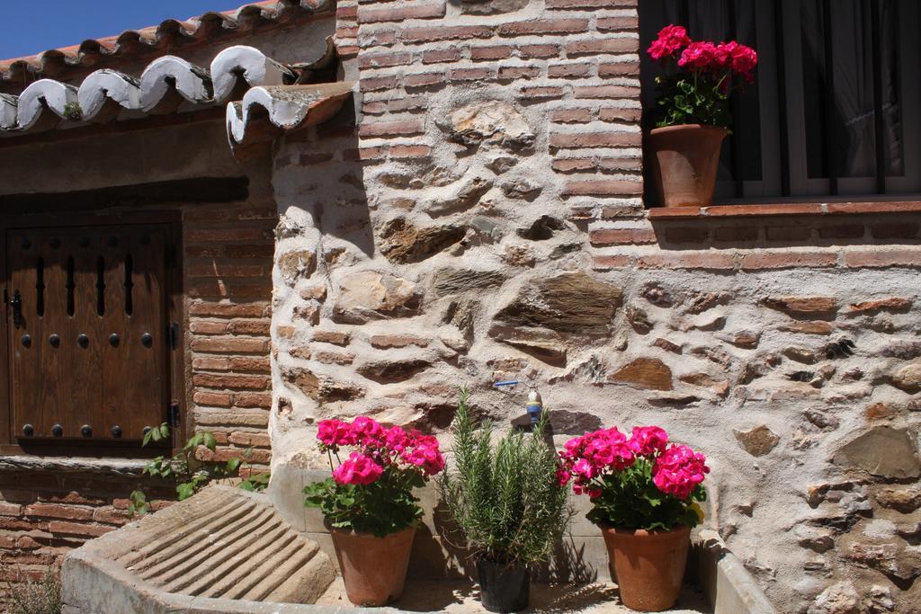 Casa De La Panaderia Pension Los Navalucillos Buitenkant foto