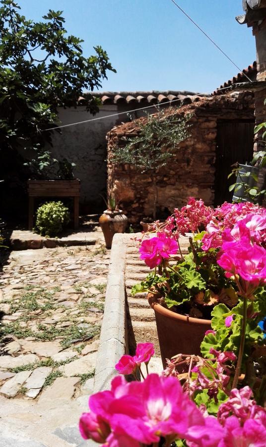 Casa De La Panaderia Pension Los Navalucillos Buitenkant foto
